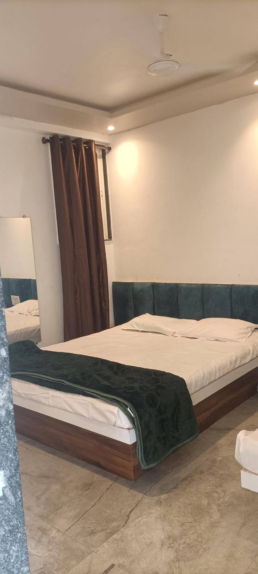 Maharaja Guest House Nashikkar Akalkot 外观 照片